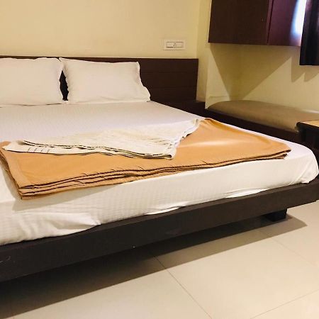 Staymaker Bright Palace Residency Shimoga Exteriér fotografie